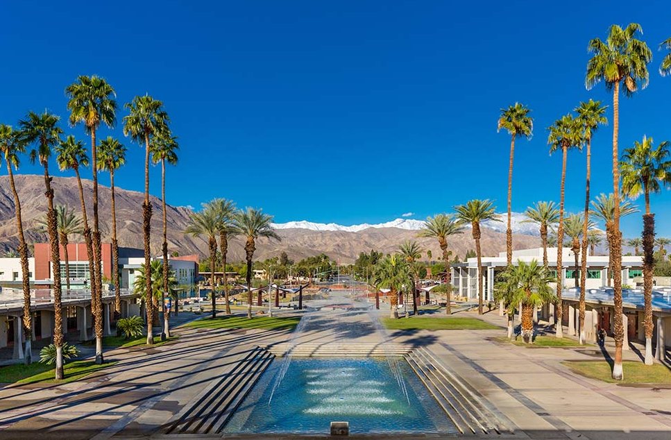 college of the desert is located in palm desert
